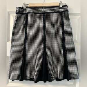 Ann Taylor skirt